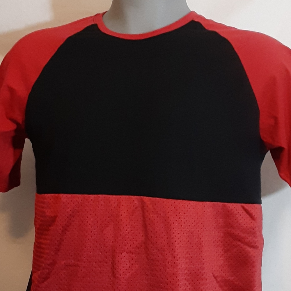 Be.Spoke Mens Large Shirt Red Black Colorblock Tee T-shirt Top Mesh Bottom